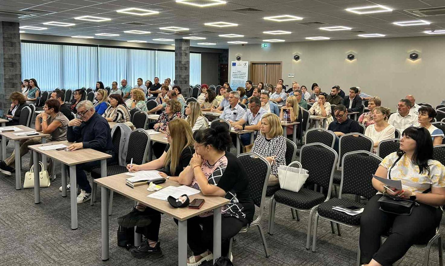 Община Мездра ще получи експертна подкрепа от НСОРБ за подобряване на системата за управление на битовите отпадъци Община Мездра ще получи експертна подкрепа от НСОРБ за подобряване на системата за управление на битовите отпадъци